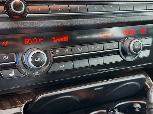 Used 2013 BMW 528i Sedan image 15