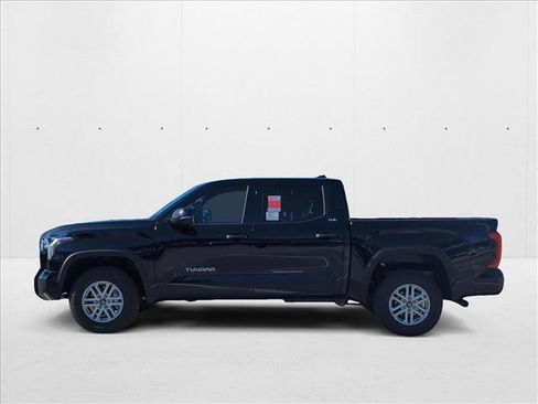 New 2025 Toyota Tundra SR5 image 5