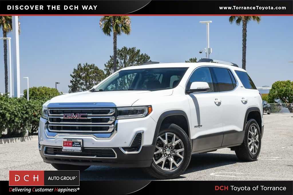 Used 2022 GMC Acadia SLE w/ Driver Convenience Package FWD image 1