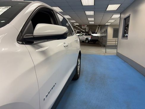 Certified 2024 Chevrolet Equinox LT image 16