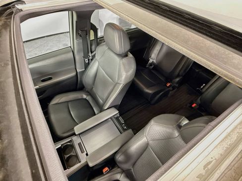 Certified 2023 Toyota Sienna XLE Woodland Edition AWD/4WD image 24