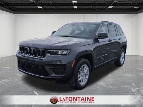 New 2026 Jeep Grand Cherokee Laredo X AWD/4WD image 1