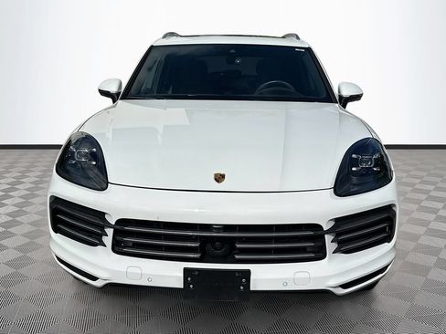 Used 2023 Porsche Cayenne AWD/4WD image 2