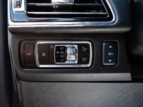 Used 2024 Lincoln Navigator Reserve AWD/4WD image 43