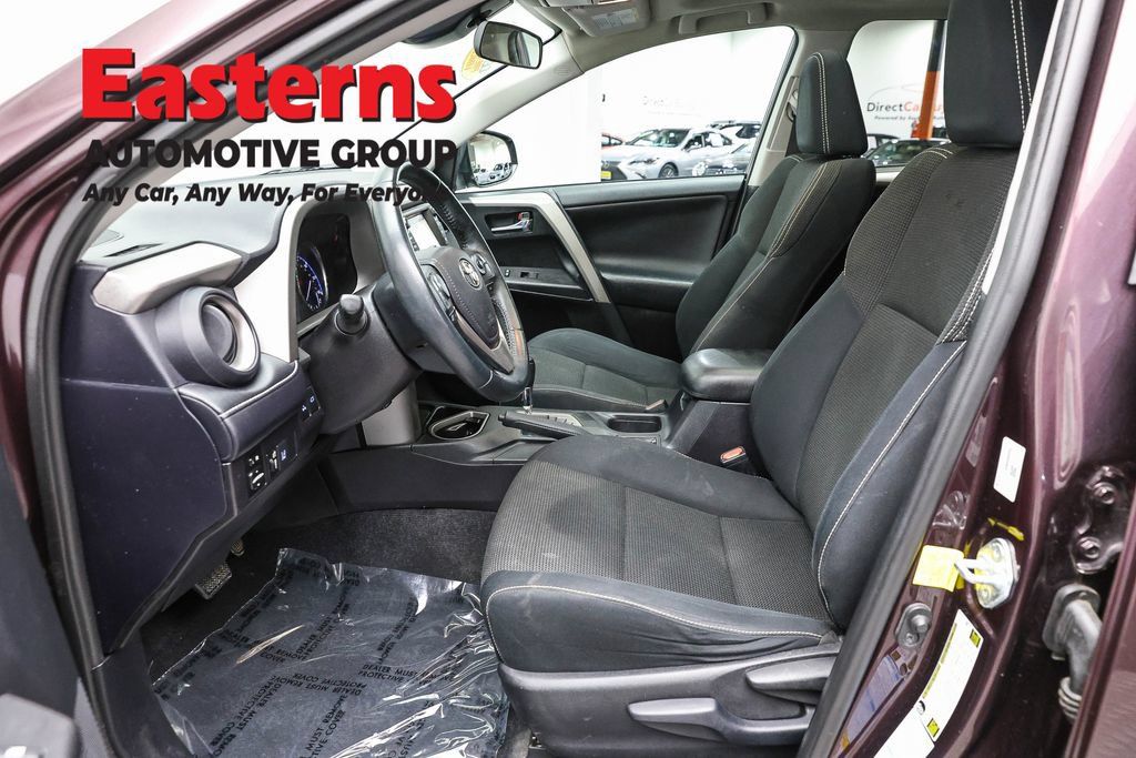 Used 2016 Toyota RAV4 XLE w/ Convenience Package AWD/4WD image 16