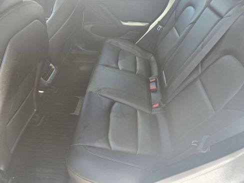 Used 2020 Tesla Model 3 Standard Range Plus RWD image 9