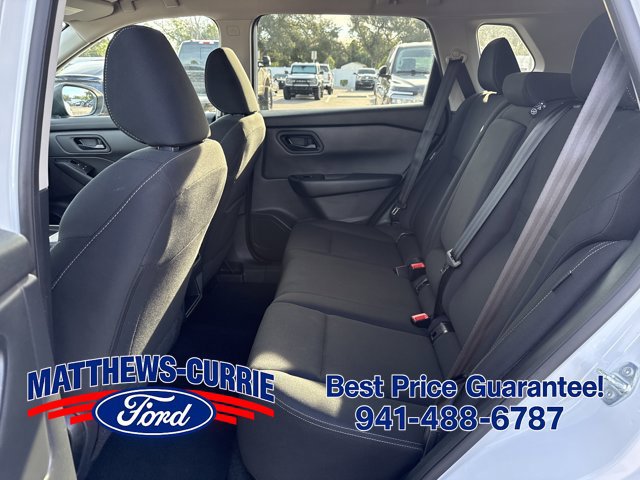 Used 2025 Nissan Rogue S FWD image 10