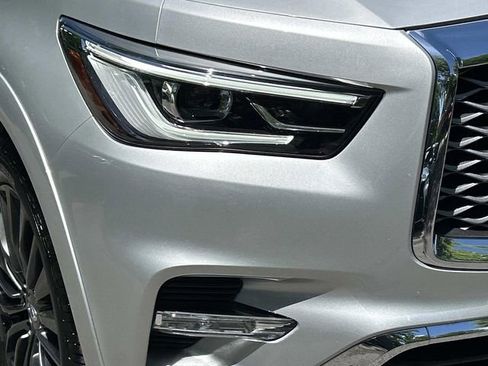 Used 2023 INFINITI QX80 Sensory w/ Cargo Package RWD image 10