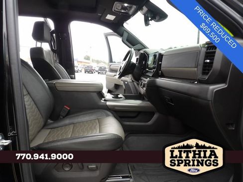 Used 2024 Chevrolet Silverado 2500 ZR2 w/ Technology Package image 32