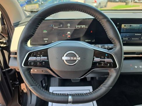 Used 2023 Nissan Ariya FWD image 14