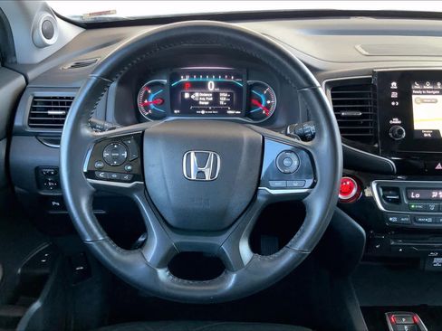 Used 2020 Honda Pilot Touring image 5