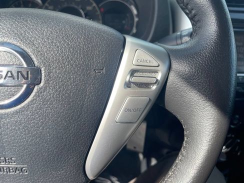 Used 2016 Nissan Versa Note SV FWD image 11