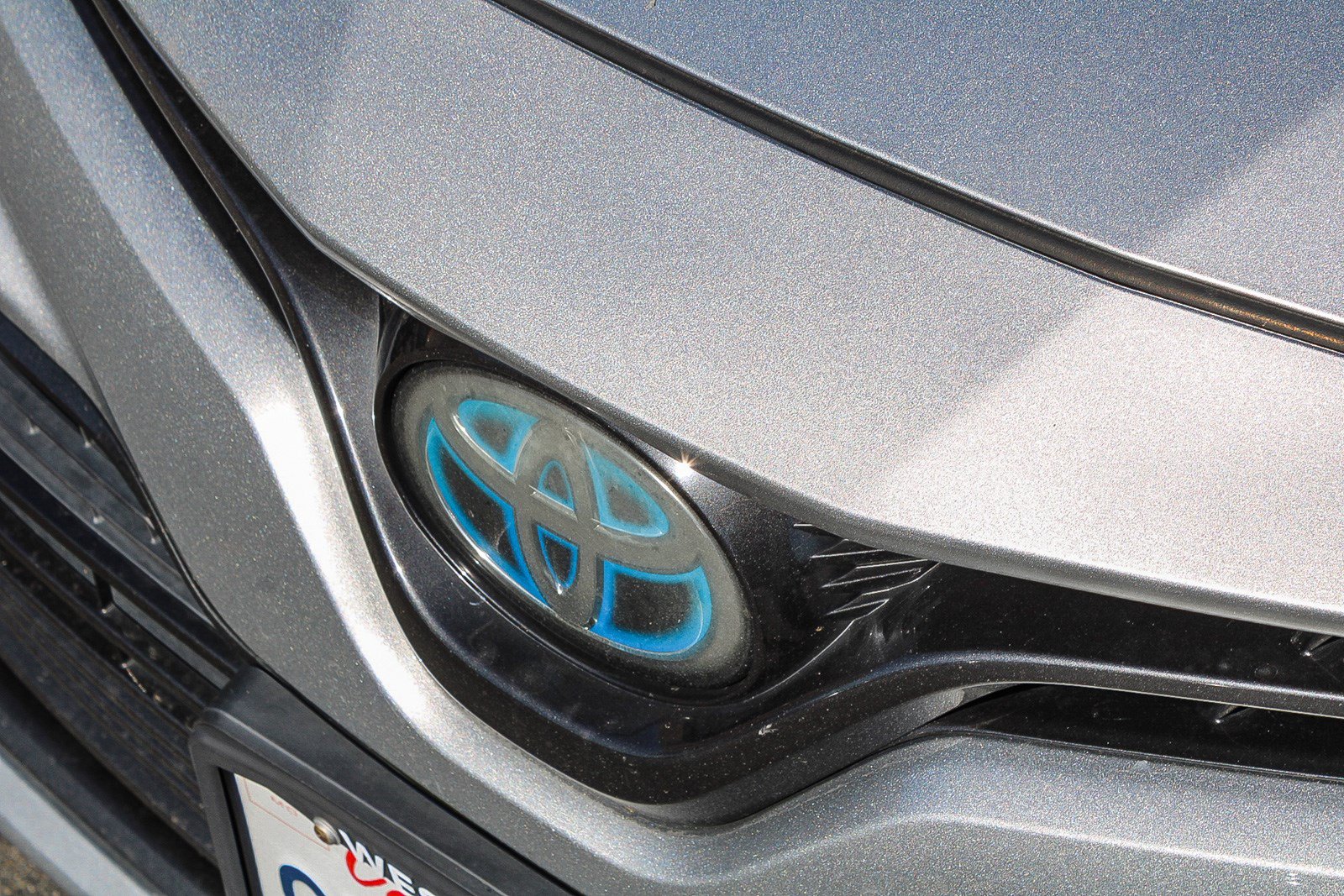 Used 2019 Toyota Camry LE FWD image 16