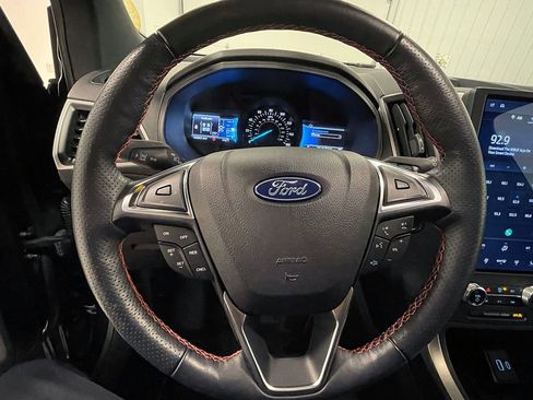 Used 2023 Ford Edge ST-Line image 31
