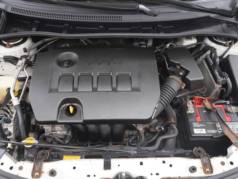 Used 2013 Toyota Corolla LE Special Edition image 26