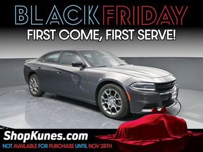 Used 2017 Dodge Charger SE w/ Power Sunroof Group