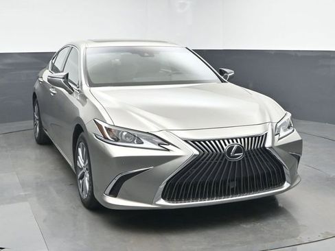 Used 2021 Lexus ES 250 w/ Premium Package AWD/4WD image 2