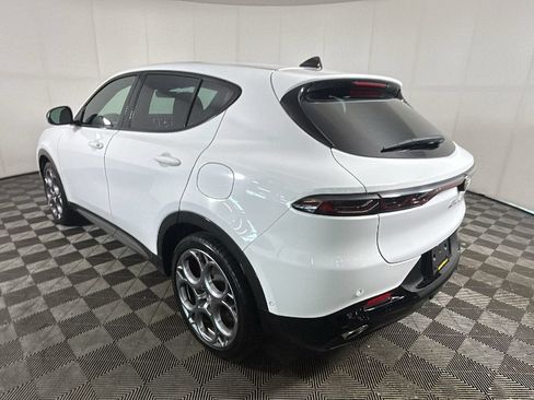 Used 2024 Alfa Romeo Tonale Veloce AWD/4WD image 5