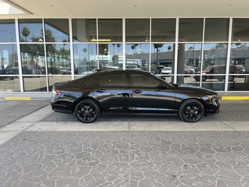 Certified 2025 Honda Accord SE image 2