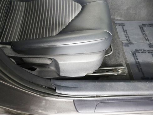 Used 2024 Toyota Camry SE FWD image 28