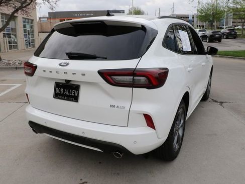 Used 2024 Ford Escape ST-Line w/ Tech Pack #1 FWD image 5