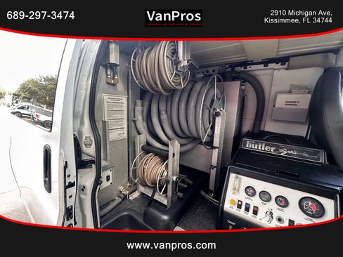 Used 2011 GMC Savana 3500 image 15