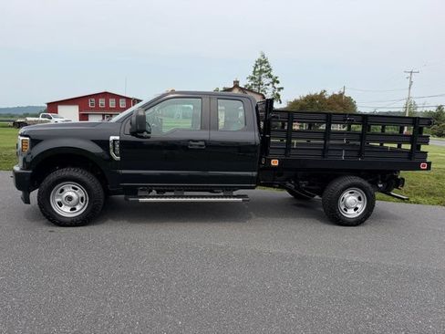 Used 2018 Ford F350 XL AWD/4WD image 2