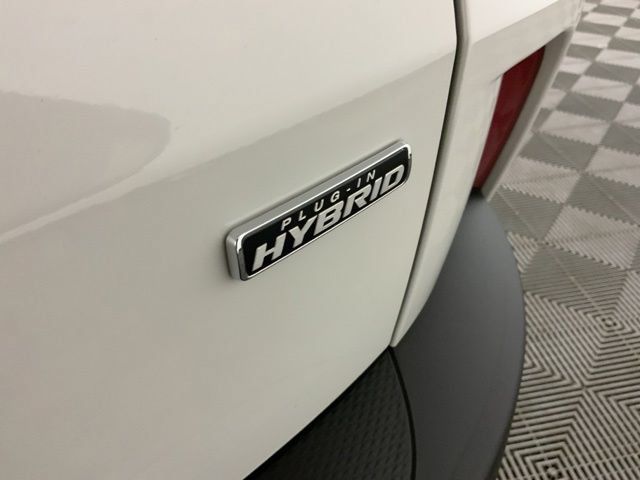 Used 2025 Ford Escape SE FWD image 16