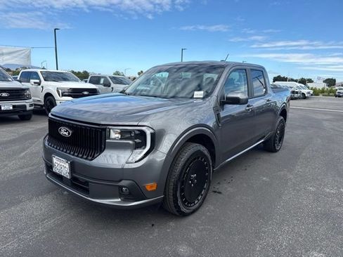 Certified 2025 Ford Maverick Lobo AWD/4WD image 2