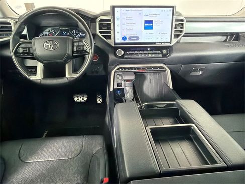 Used 2022 Toyota Tundra SR5 image 22