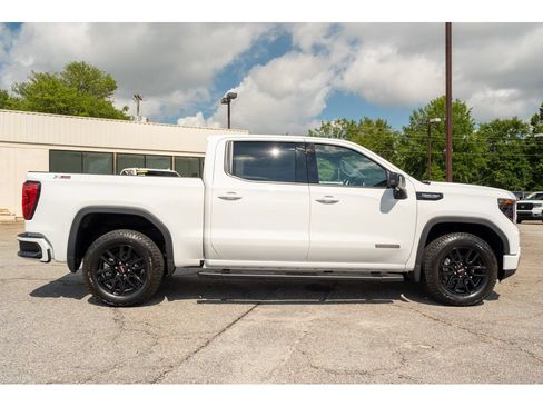 New 2026 GMC Sierra 1500 Elevation w/ Elevation Premium Package AWD/4WD image 9