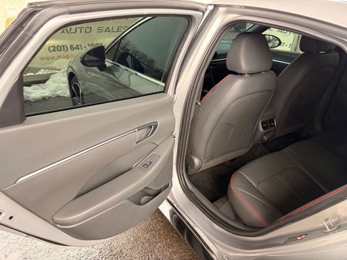 Used 2023 Hyundai Sonata SEL Plus image 17