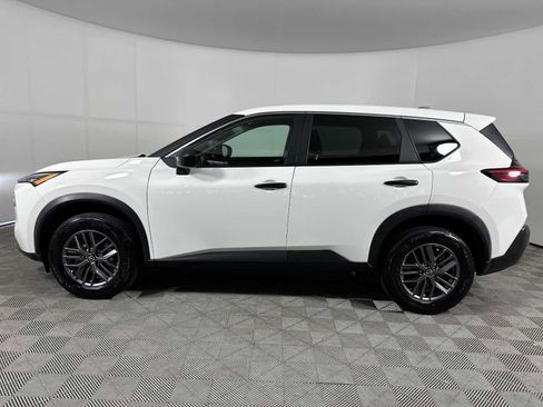 Used 2023 Nissan Rogue S FWD image 5