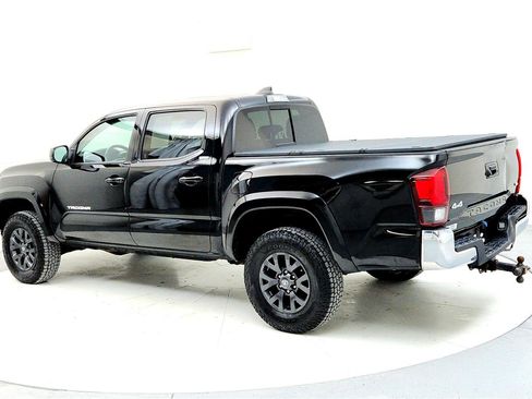 Used 2021 Toyota Tacoma SR5 image 4