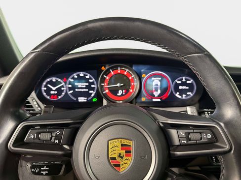 Used 2022 Porsche 911 Carrera RWD image 37