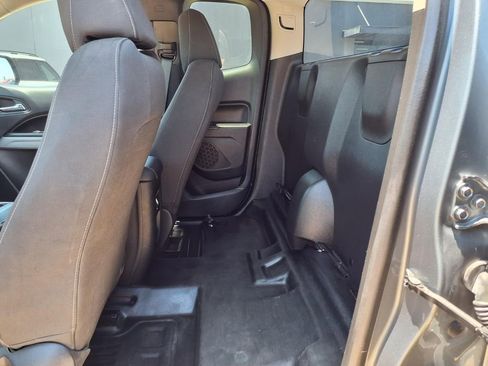 Used 2022 Chevrolet Colorado LT w/ Fleet Safety Package RWD image 13