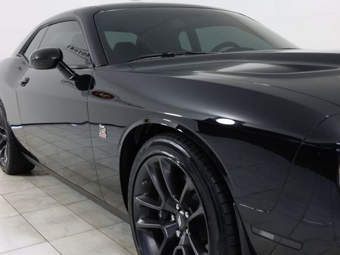 Used 2021 Dodge Challenger R/T Scat Pack RWD image 38