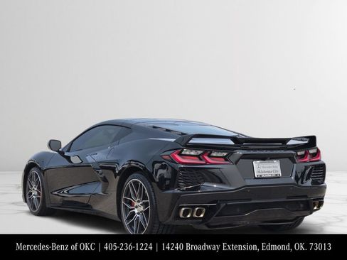 Used 2023 Chevrolet Corvette Stingray Coupe w/ Z51 Performance Package RWD image 4
