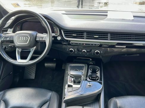 Used 2018 Audi Q7 3.0T Premium Plus w/ Premium Plus Package image 7