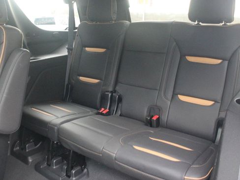 Used 2023 GMC Yukon AT4 w/ AT4 Premium Package image 41