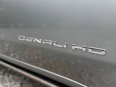 Used 2024 GMC Sierra 3500 Denali Ultimate AWD/4WD image 12