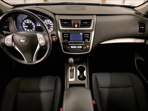 Used 2016 Nissan Altima 2.5 SV image 14