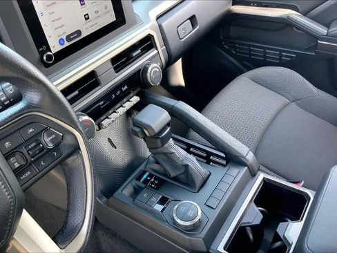Used 2025 Toyota 4Runner SR5 RWD image 16