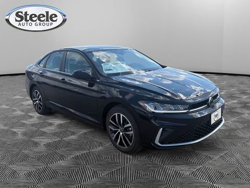 New 2026 Volkswagen Jetta SE image 7