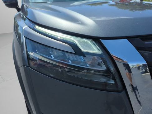 Certified 2024 Nissan Pathfinder SV w/ SV Premium Package FWD image 44