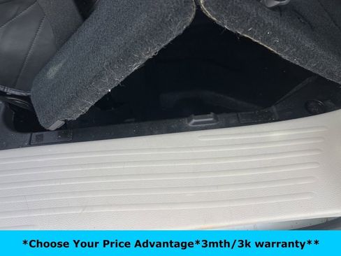 Certified 2023 Chrysler Pacifica Touring-L image 19