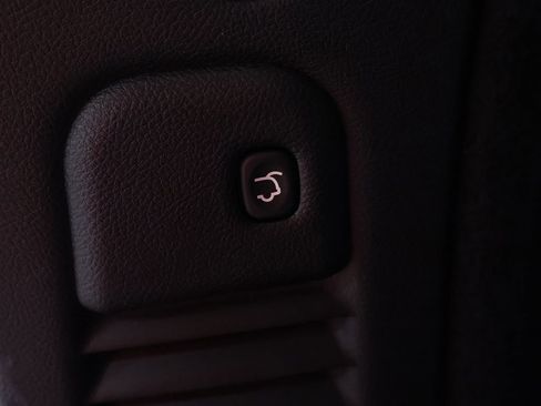 Used 2025 Dodge Durango GT AWD/4WD image 25