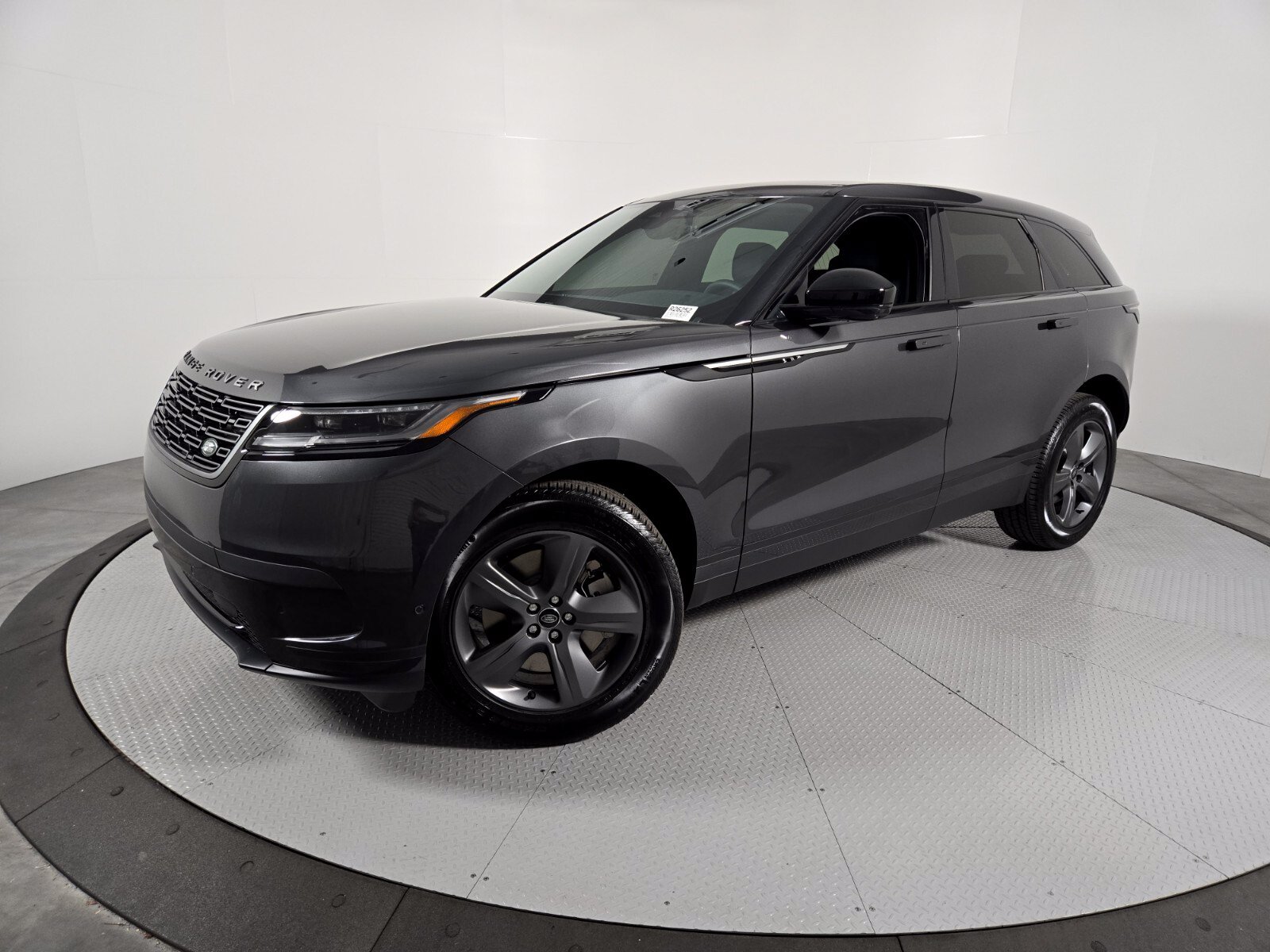 New 2026 Land Rover Range Rover Velar S AWD/4WD image 1