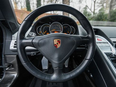 Used 2004 Porsche Carrera GT image 16