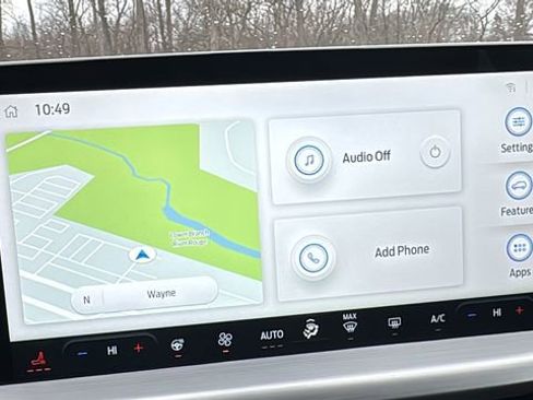 Certified 2024 Ford Escape SE w/ PHEV Premium Package image 24